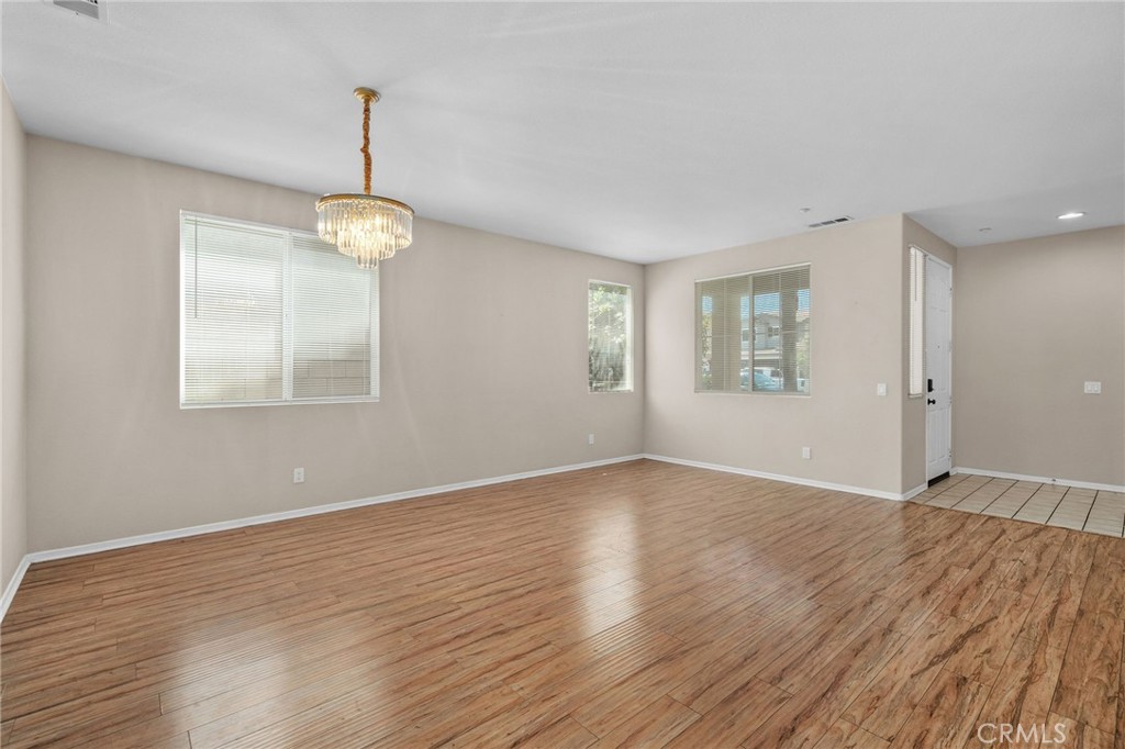 15446 Buchanan