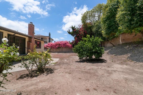 Tiny photo for 2624 Velarde Drive, Thousand Oaks, CA 91360 (MLS # 226003768)