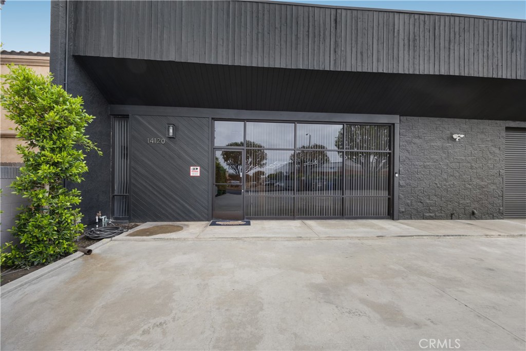 14128 Paramount Blvd