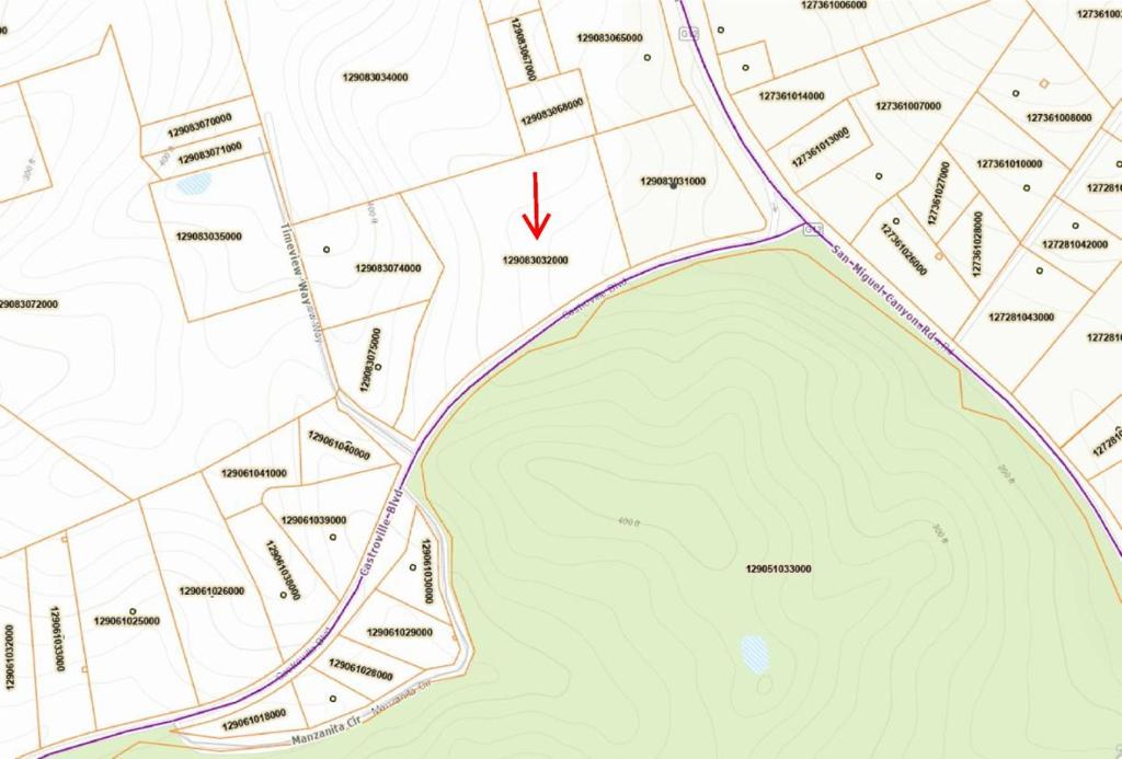 Over 8 acres to build your dream home or ? It's country, yet close to Prunedale shopping centers and convenient to Hwy 101. This gorgeous piece of property has been held for over 45 years by the same owner. Access/Driveway is first right off of Timeview.