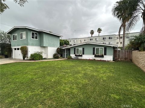Photo of 209 Wake Forest Rd, Costa Mesa, CA 92626 (MLS # NP26030474)