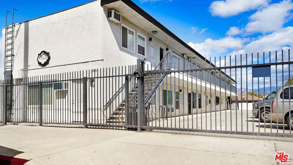 12602 Correnti Street