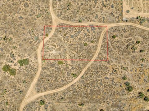 Photo of 759 La Mirada, Phelan, CA 92371 (MLS # HD26000275)