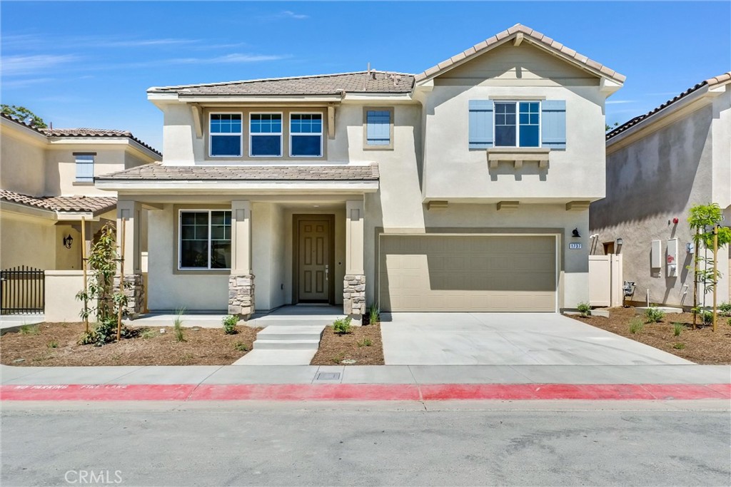 Welcome to 1737 Julie Dr, Riverside!
Located in a gated community near the freeway, university, restaurants, and parks. Enjoy the perks of solar panels provided by the landlord, ensuring savings on your electricity bills. With 5 bedrooms, 3 bathrooms, and 2482 square feet of space and a big lots, this home is ideal for families or student rentals. Don't let this opportunity slip away schedule a viewing today!
Tenants pay all utilities. Landlords cover HOA and solar panels which could save you $200+ electric bill.