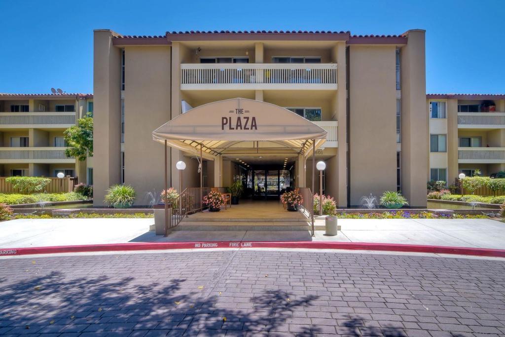 Pacific Beach - Residential