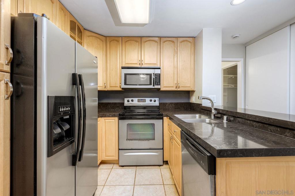 Pacific Beach - Residential