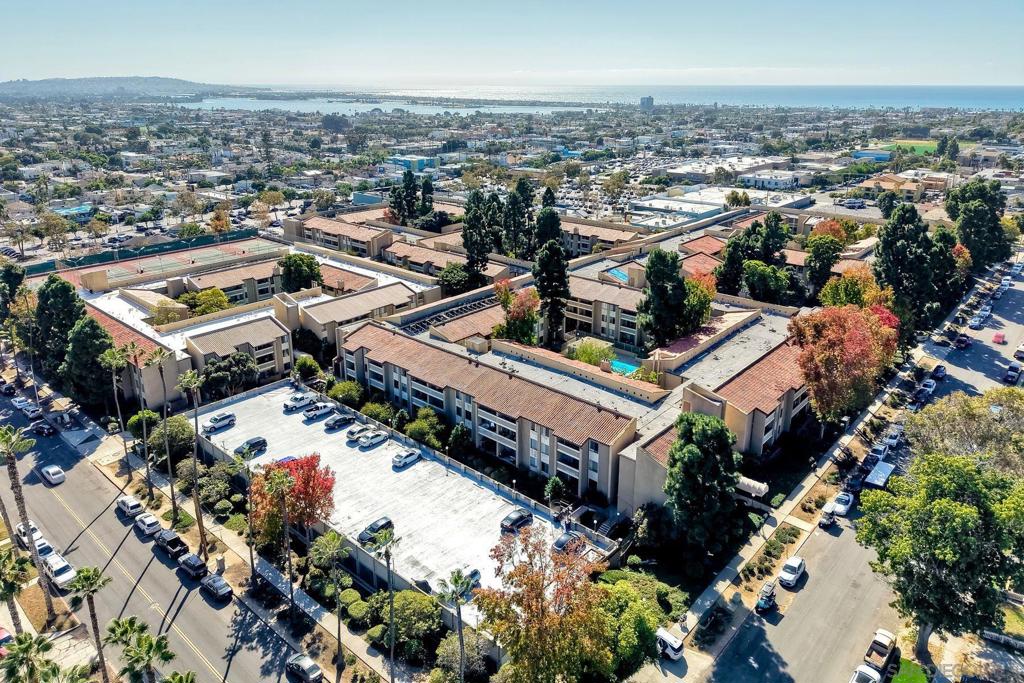 Pacific Beach - Residential