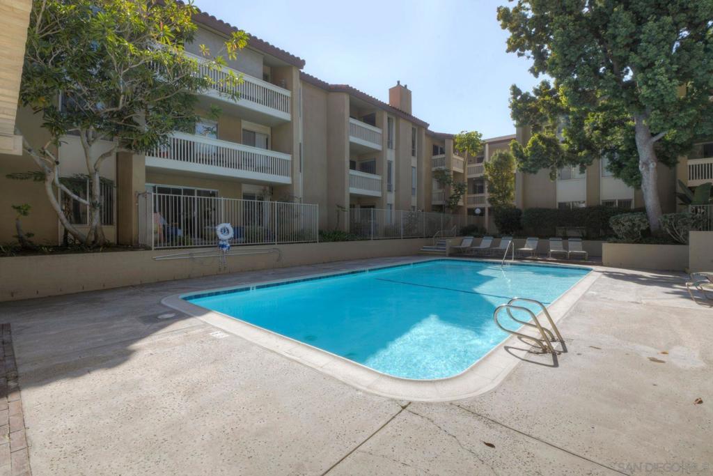 Pacific Beach - Residential