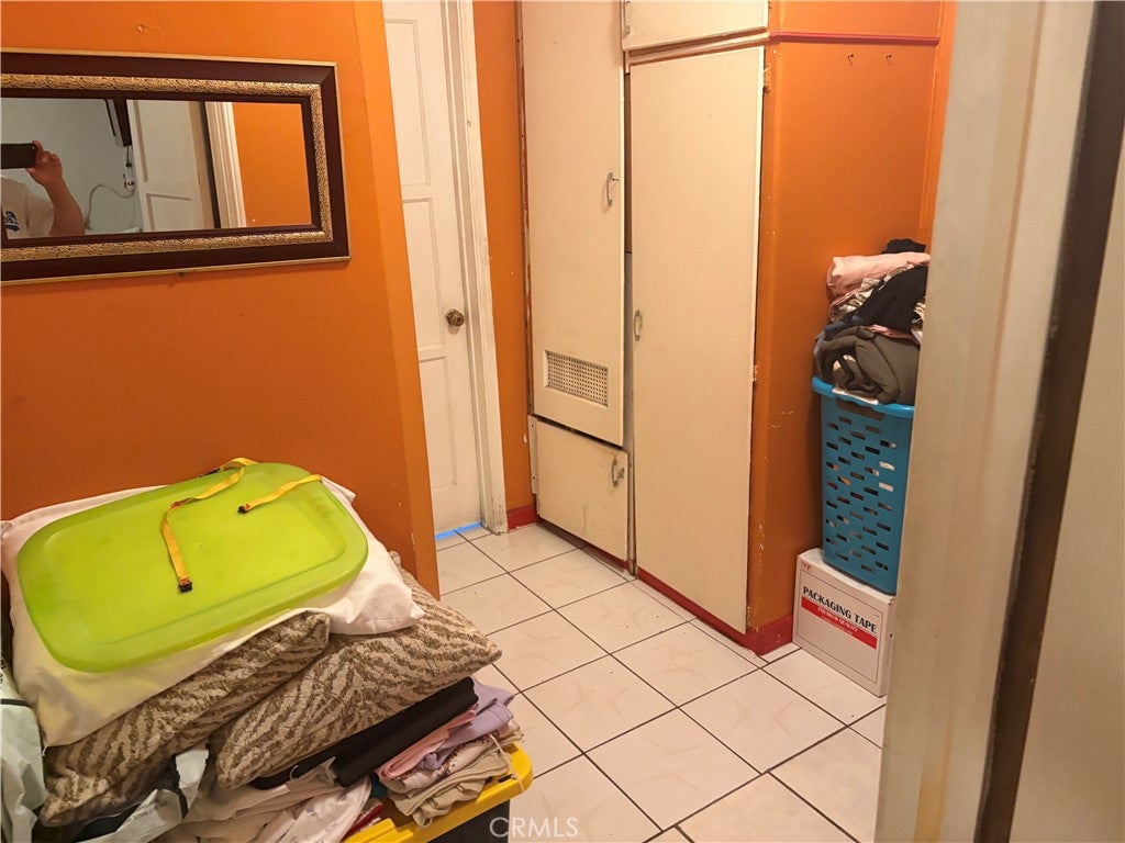1310 W Tichenor