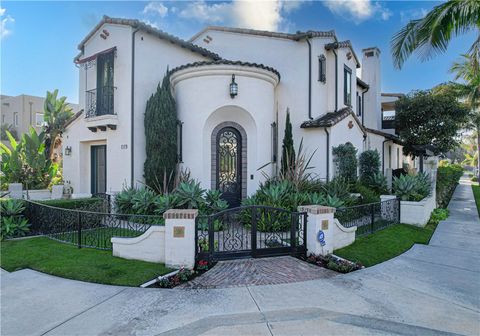 Photo of 1119 Pine St, Huntington Beach, CA 92648 (MLS # PW25277788)