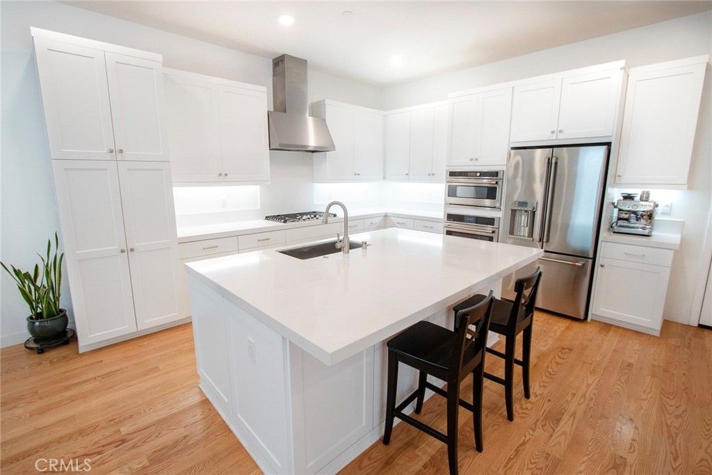Photo of 27136 Purple Sage Court, Valencia, CA 91381 (MLS # SR25200755)