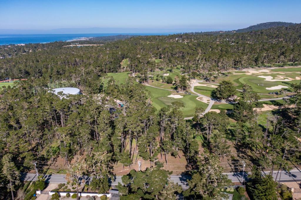 1407 Viscaino Road