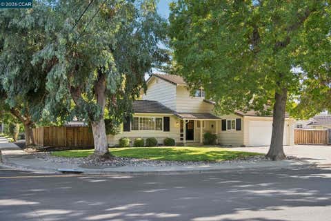 Photo of 3485 Peachwillow Lane LN, Walnut Creek, CA 94598 (MLS # 41145953)