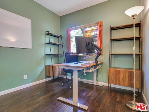 Tiny photo for 110 Maegan Place #2, Thousand Oaks, CA 91362 (MLS # 26103061)