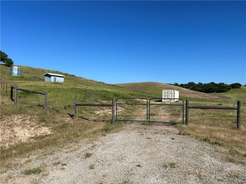 Tiny photo for 1975 Hidden Acre Ln Ln, Paso Robles, CA 93446 (MLS # NS25088508)