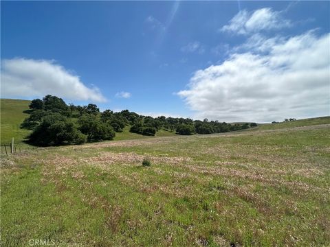Tiny photo for 1975 Hidden Acre Ln Ln, Paso Robles, CA 93446 (MLS # NS25088508)