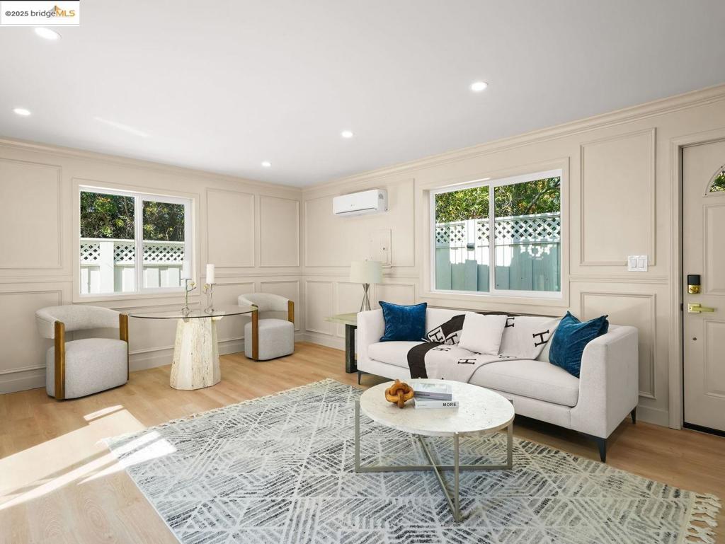 COLLEGE PARK - Residential