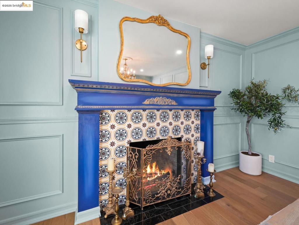 COLLEGE PARK - Residential