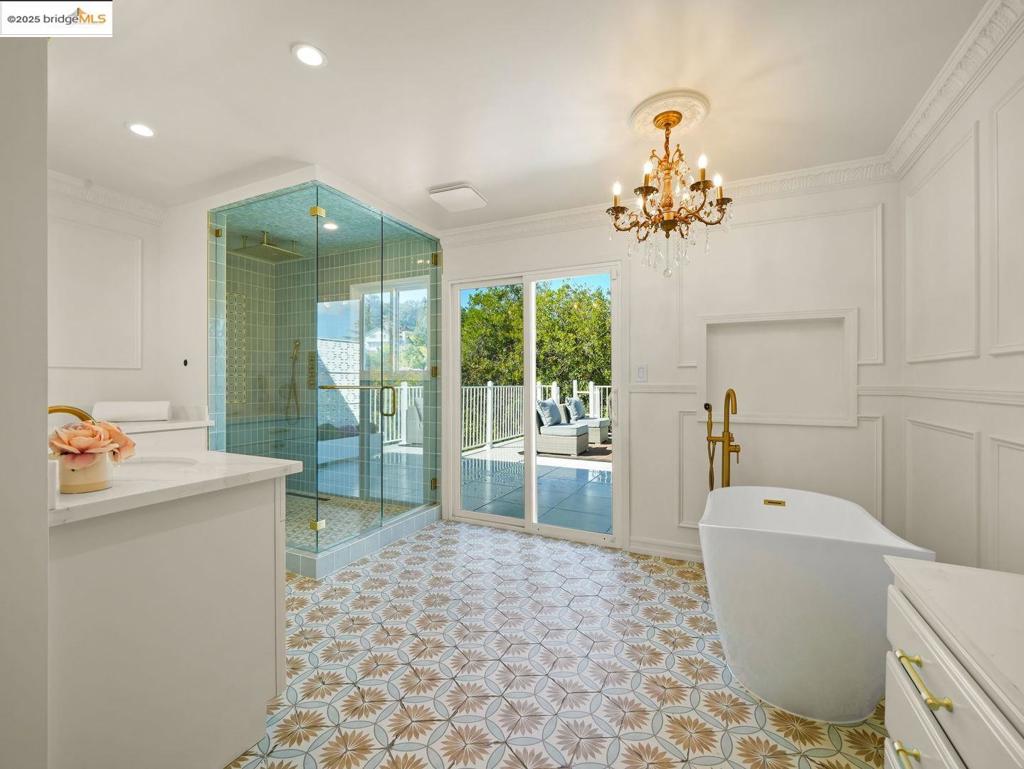 COLLEGE PARK - Residential