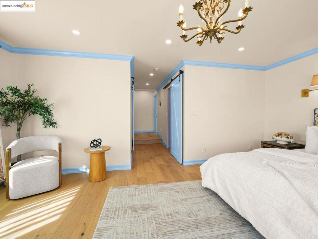 COLLEGE PARK - Residential