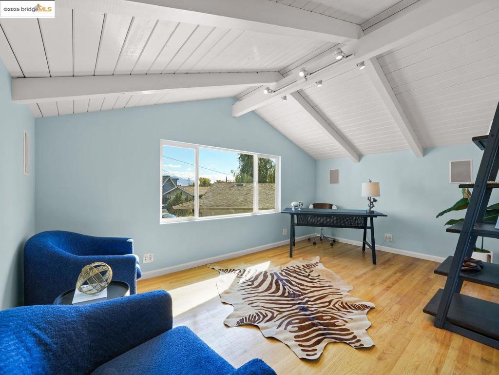 COLLEGE PARK - Residential