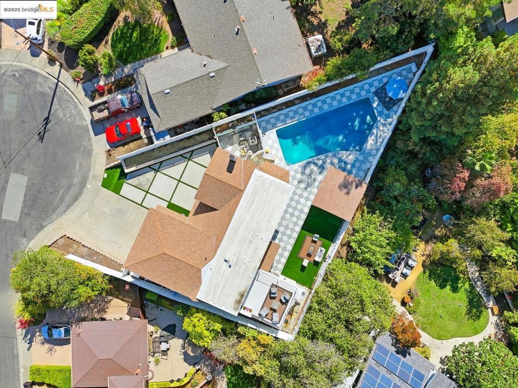 COLLEGE PARK - Residential