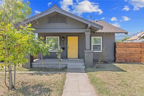 Photo of 1247 N Ferger Avenue, Fresno, CA 93728 (MLS # FR26085589)