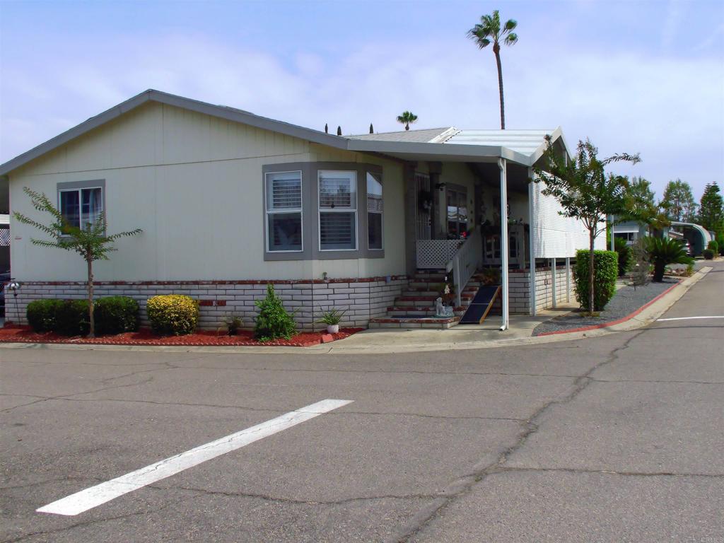 2300 E Valley Parkway 206