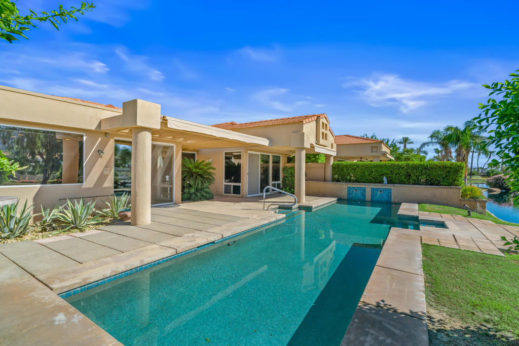 Desert Horizons C.C. - Residential