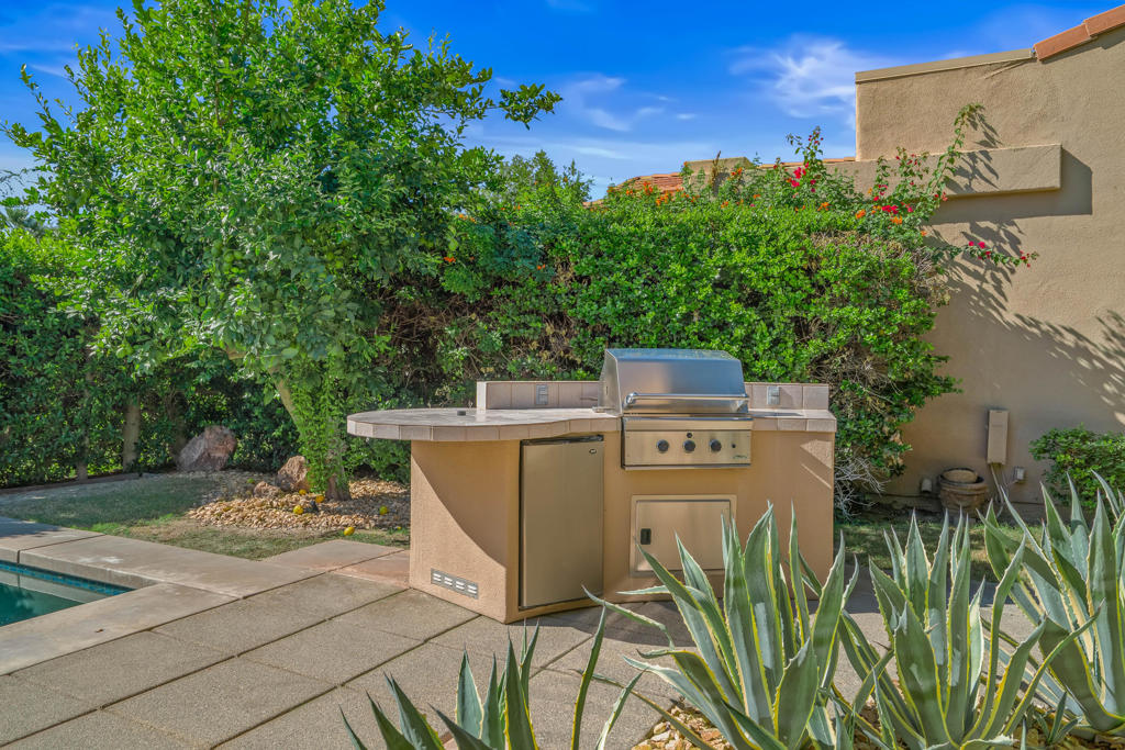 Desert Horizons C.C. - Residential