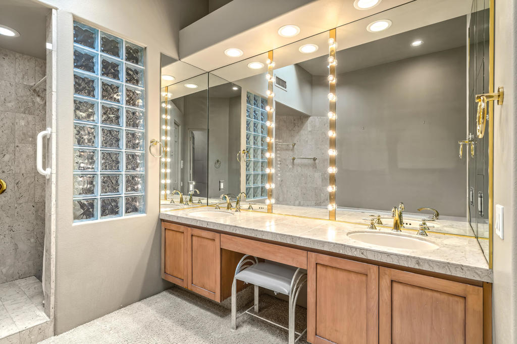 Desert Horizons C.C. - Residential