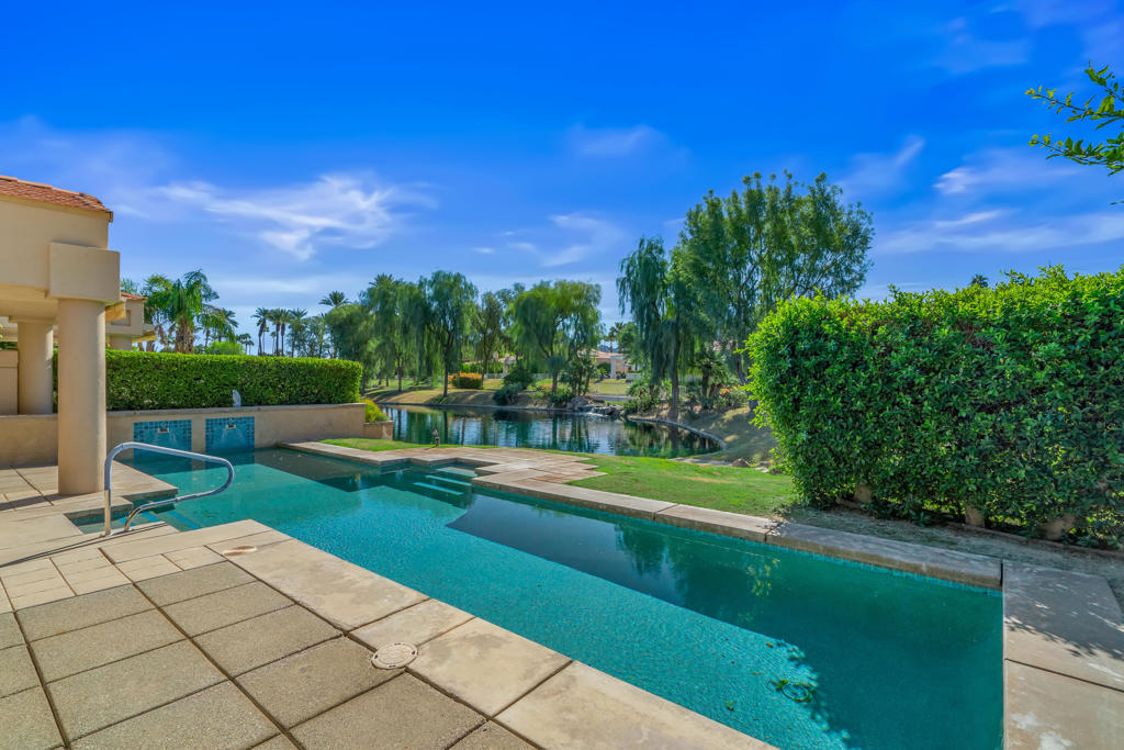 Desert Horizons C.C. - Residential