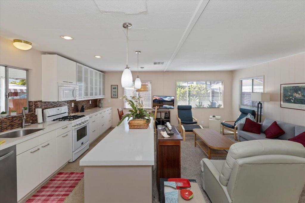 Ramon Mobile Park - Manufactured In Park