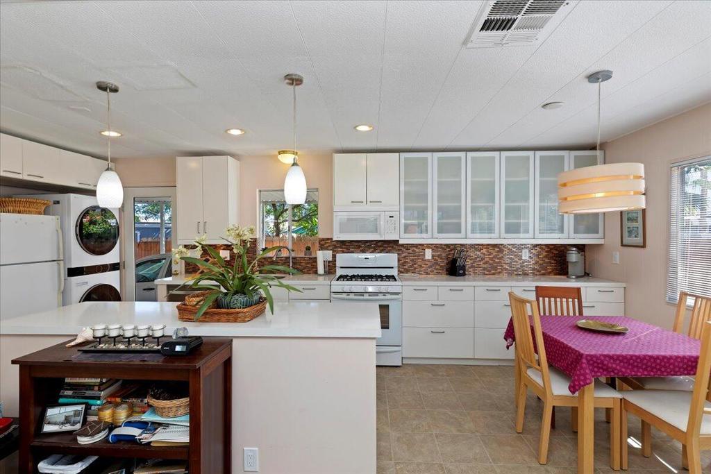 Ramon Mobile Park - Manufactured In Park