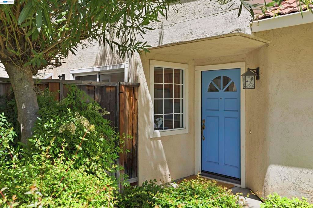 4161 Garibaldi Pl