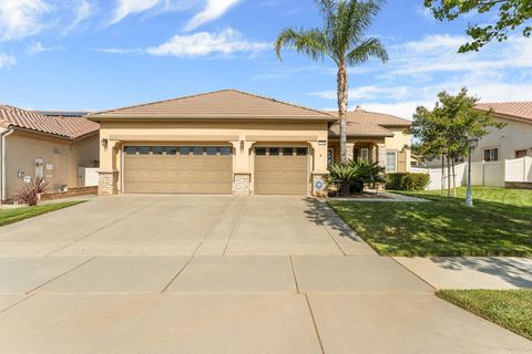 Photo of 744 Copper Circle, Beaumont, CA 92223 (MLS # 219146297DA)