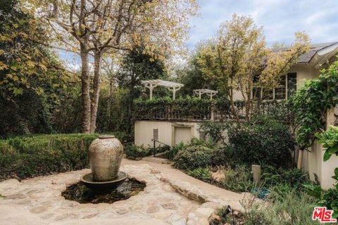 Tiny photo for 605 San Ysidro Road, Santa Barbara, CA 93108 (MLS # 26995223)