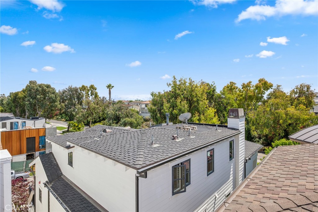 Corona del Mar South of PCH (CDMS) - Residential Lease