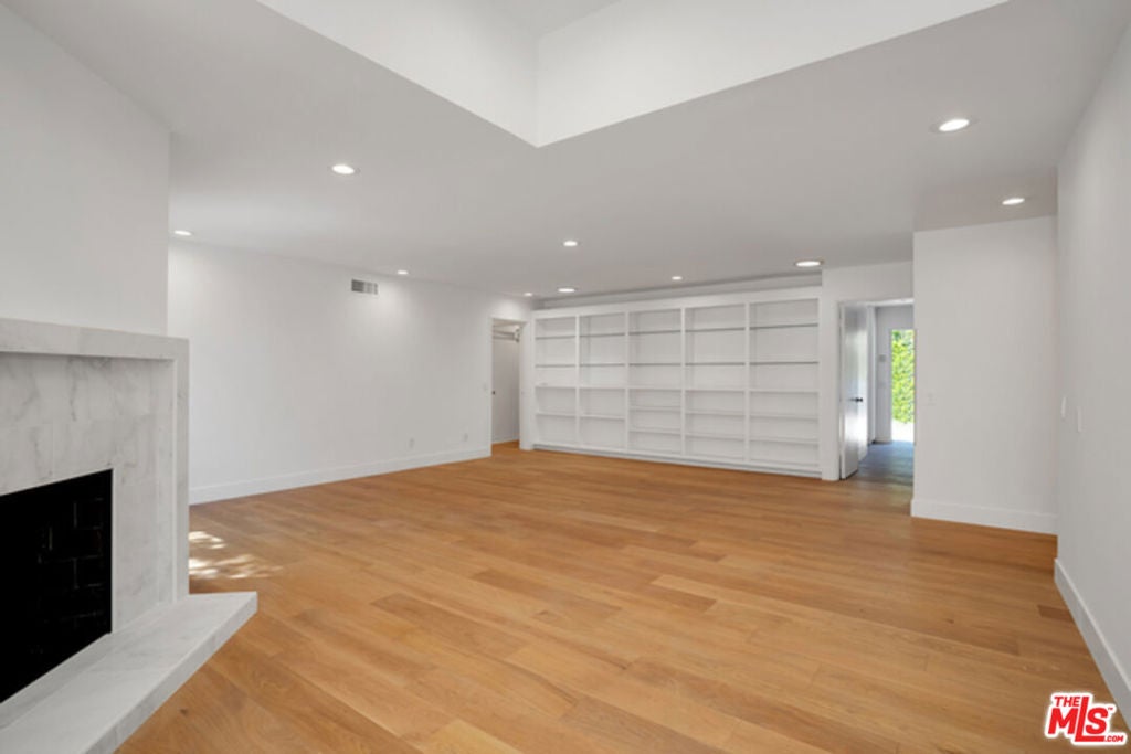 9141 Leander Place