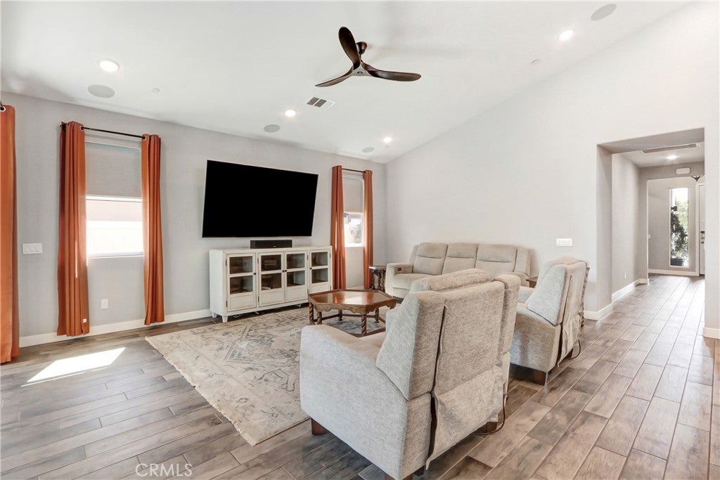 1524 Grandview