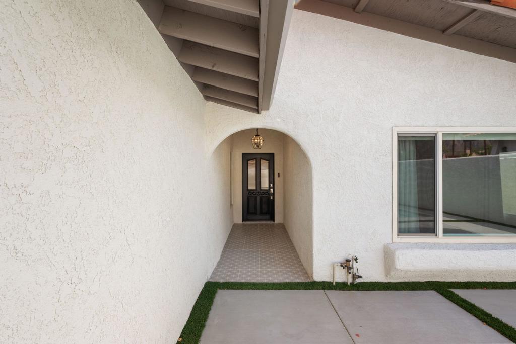 54100 Avenida Obregon