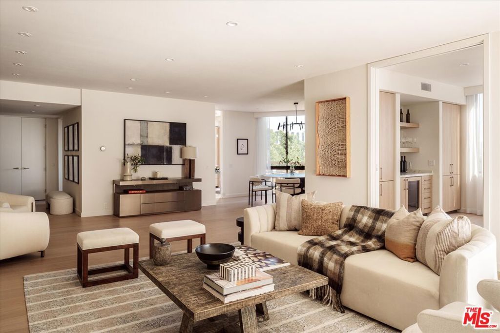 Photo of 300 N Swall Drive #308, Beverly Hills, CA 90211 (MLS # 25622695)