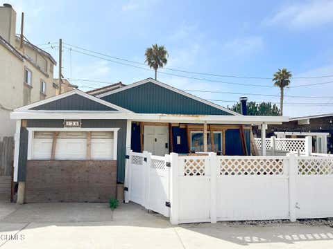 Photo of 136 San Fernando Avenue, Oxnard, CA 93035 (MLS # V1-38086)