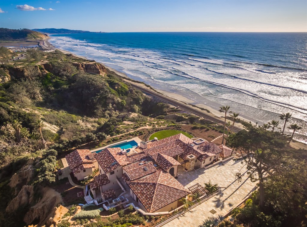 Brand new coastal masterpiece perfectly positioned on 1.1 acres with panoramic views of La Jolla. Enjoy the finest of outdoor living with oversized patios and multiple decks taking full advantage of this iconic oceanfront location. Built by a master craftsman, attention was paid to every detail to create the most extraordinary home on the Southern California coastline. Neighborhoods: Old Del Mar Equipment: Fire Sprinklers,Garage Door Opener,Pool/Spa/Equipment, Range/Oven Other Fees: 0 Sewer: Sewer Connected Guest House Est. SQFT: 400
