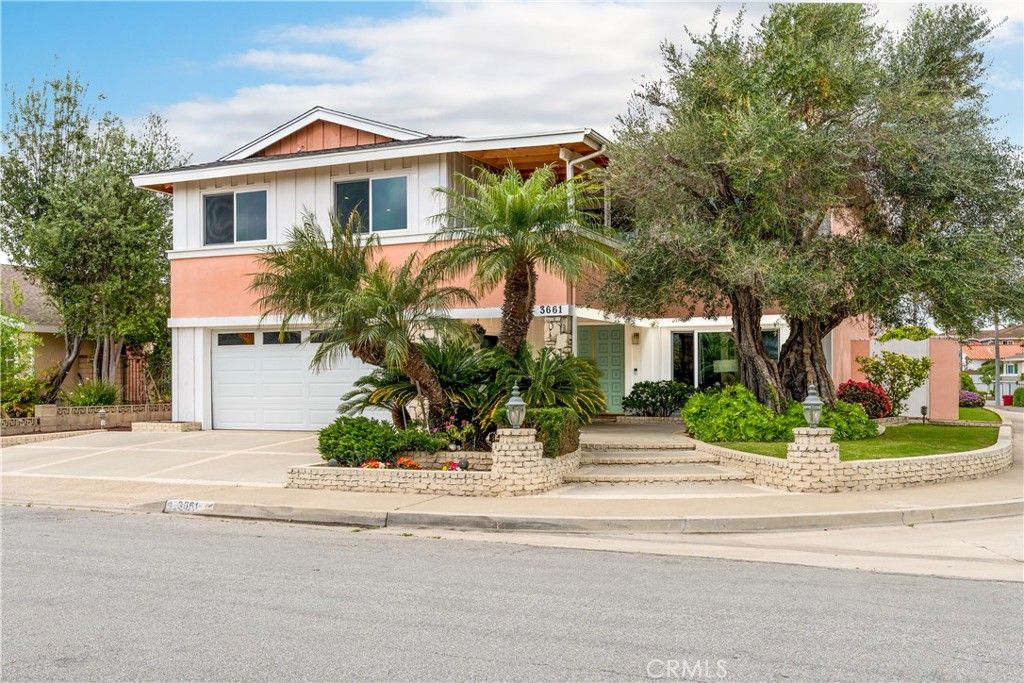 Photo of 3661 Wisteria St, Seal Beach, CA 90740 (MLS # PW26049360)