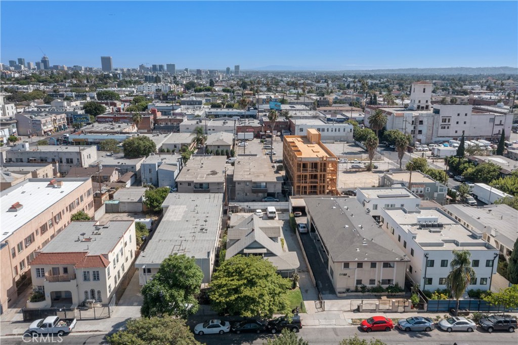 Properties 4 5526 Lexington Avenue