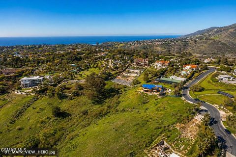 Photo of 28906 Verde Mesa Lane, Malibu, CA 90265 (MLS # 226001935)
