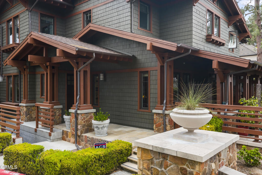 367 W Del Mar Boulevard 108
