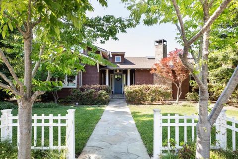 Photo of 64 Alvarado Avenue, Los Altos, CA 94022 (MLS # ML82048803)
