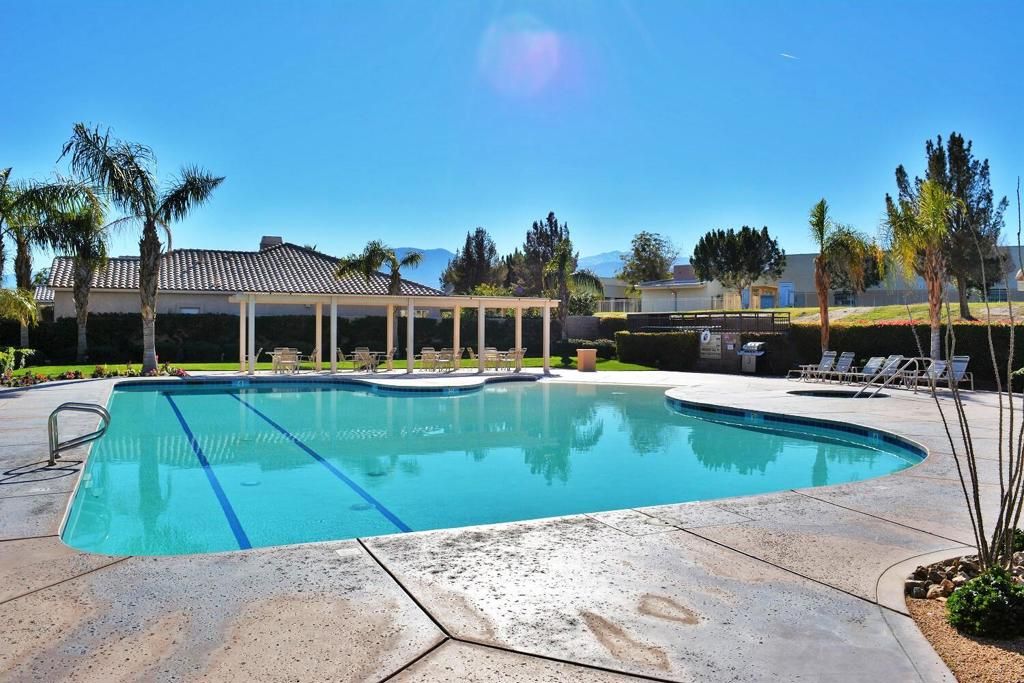 listing image 130728467869332154329